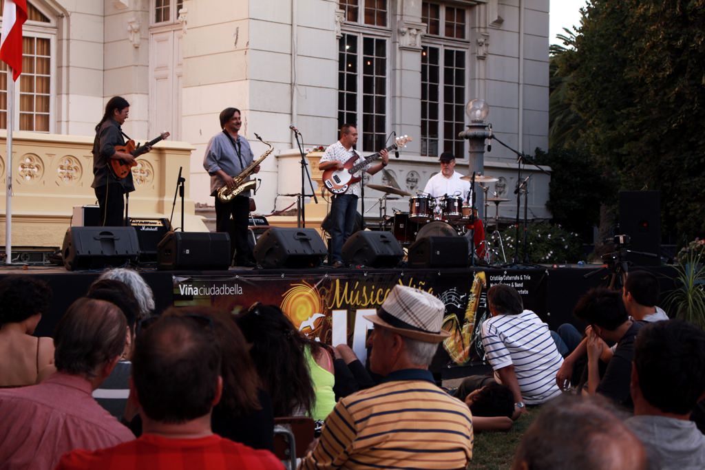 BANDAS NACIONALES ENCANTARON AL PÚBLICO EN NUEVO CONCIERTO DEL CICLO “VIÑA JAZZ”