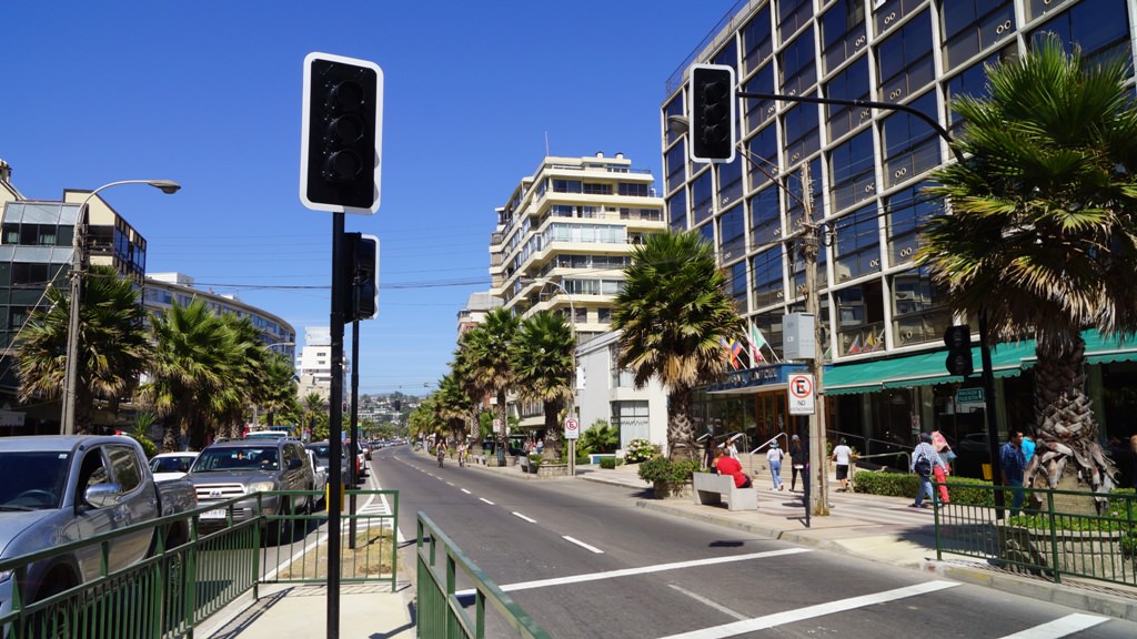 Municipalidad de Viña del Mar habilitó 3 semáforos peatonales  en complicados cruces