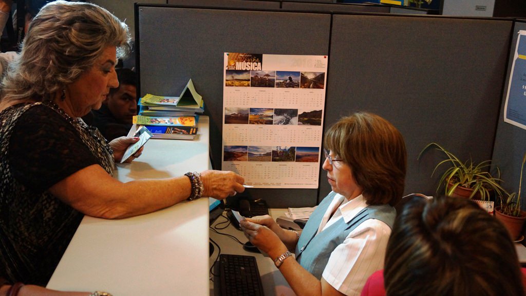 Siete puntos habilitó el municipio de Viña del Mar para renovar Permisos de Circulación 2016