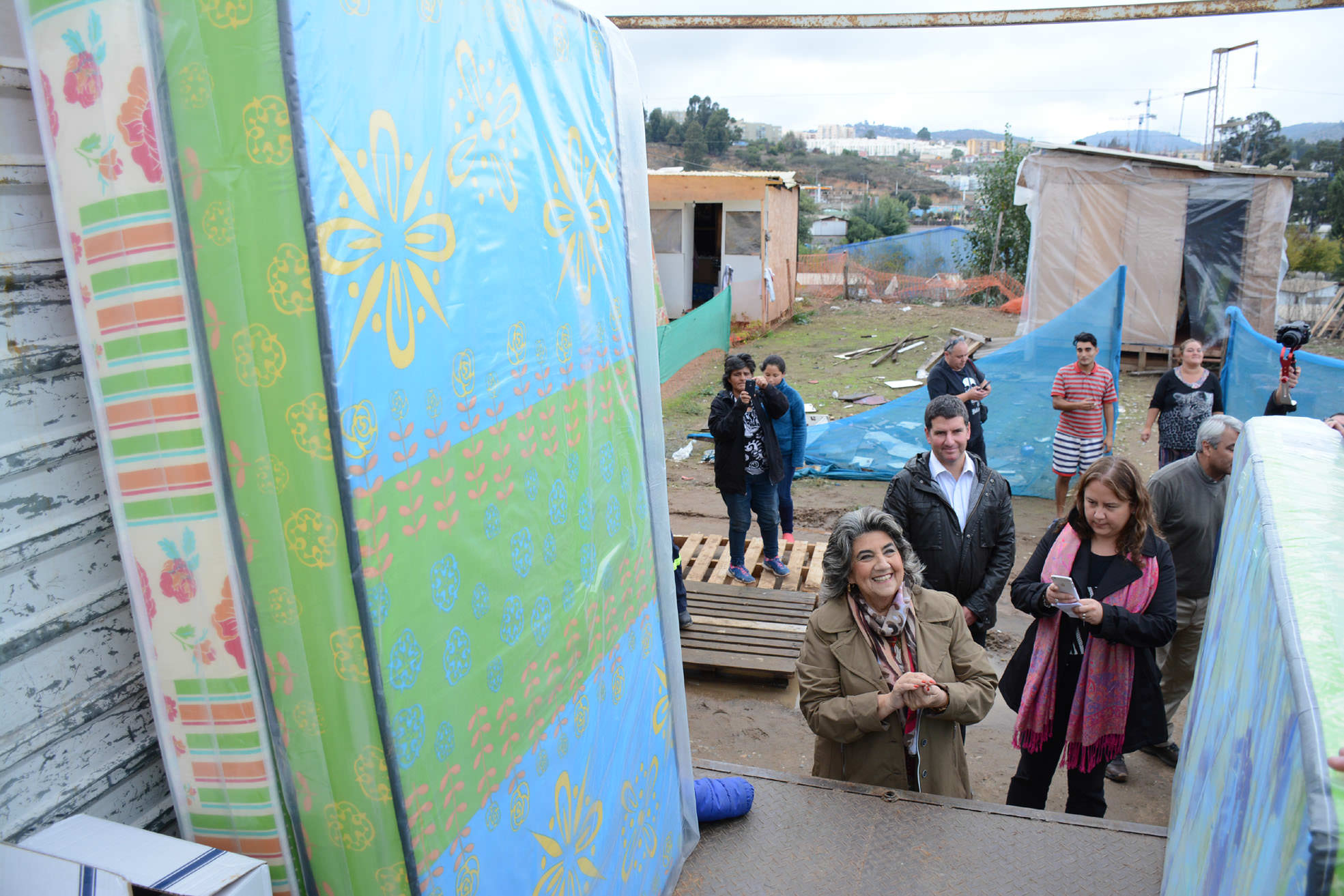 Municipio de Viña del Mar entregó ayuda humanitaria a afectados por sistema frontal