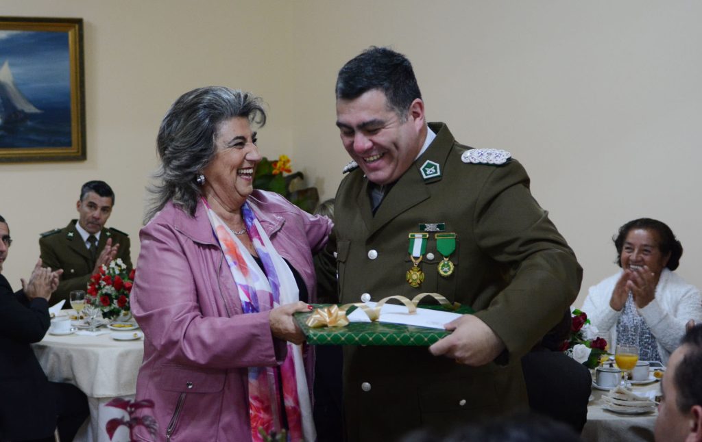 Imagen principal: Su saludo por los 89 años de Carabineros de Chile entregó alcaldesa Virginia Reginato