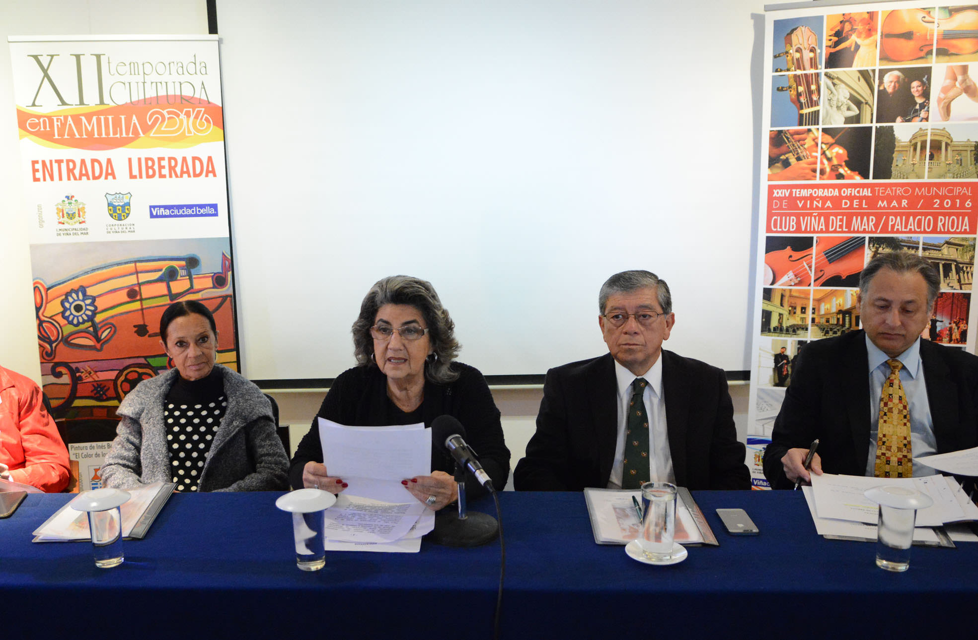 Variada cartelera artística de la Temporada Oficial del Teatro Municipal y Cultura en Familiia presentó alcaldesa Virginia Reginato