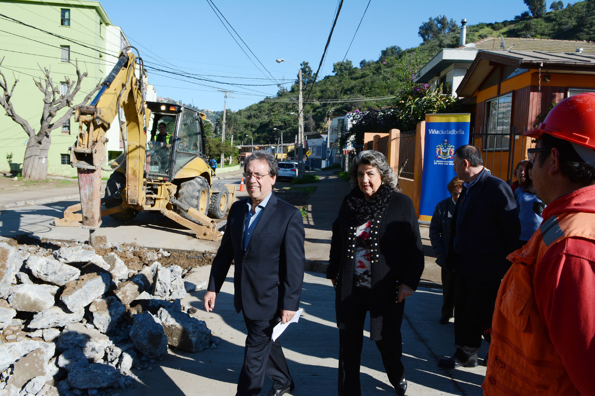 Municipio de Viña del Mar invierte $30 millones en mejoramiento de calzada en barrio de Limonares