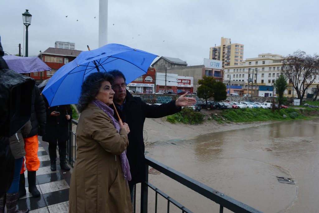 Imagen principal: Sin complicaciones, Viña del Mar   resiste sistema frontal informó alcaldesa Virginia Reginato