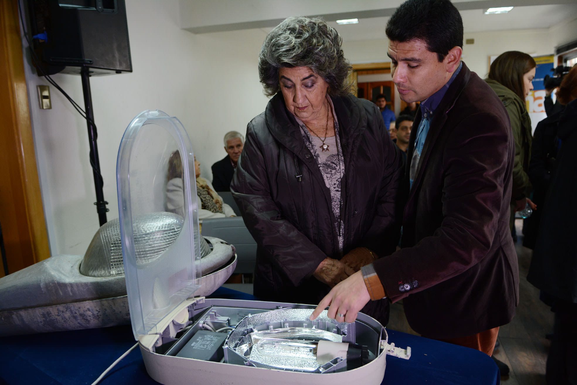 Municipio de Viña del Mar potenciará luminosidad de la Población Vergara