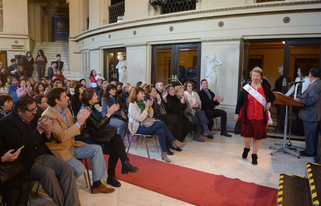 Imagen principal: Carisma y desplante mostraron las 17 candidatas al reinado del Adulto Mayor de Viña del Mar 2016