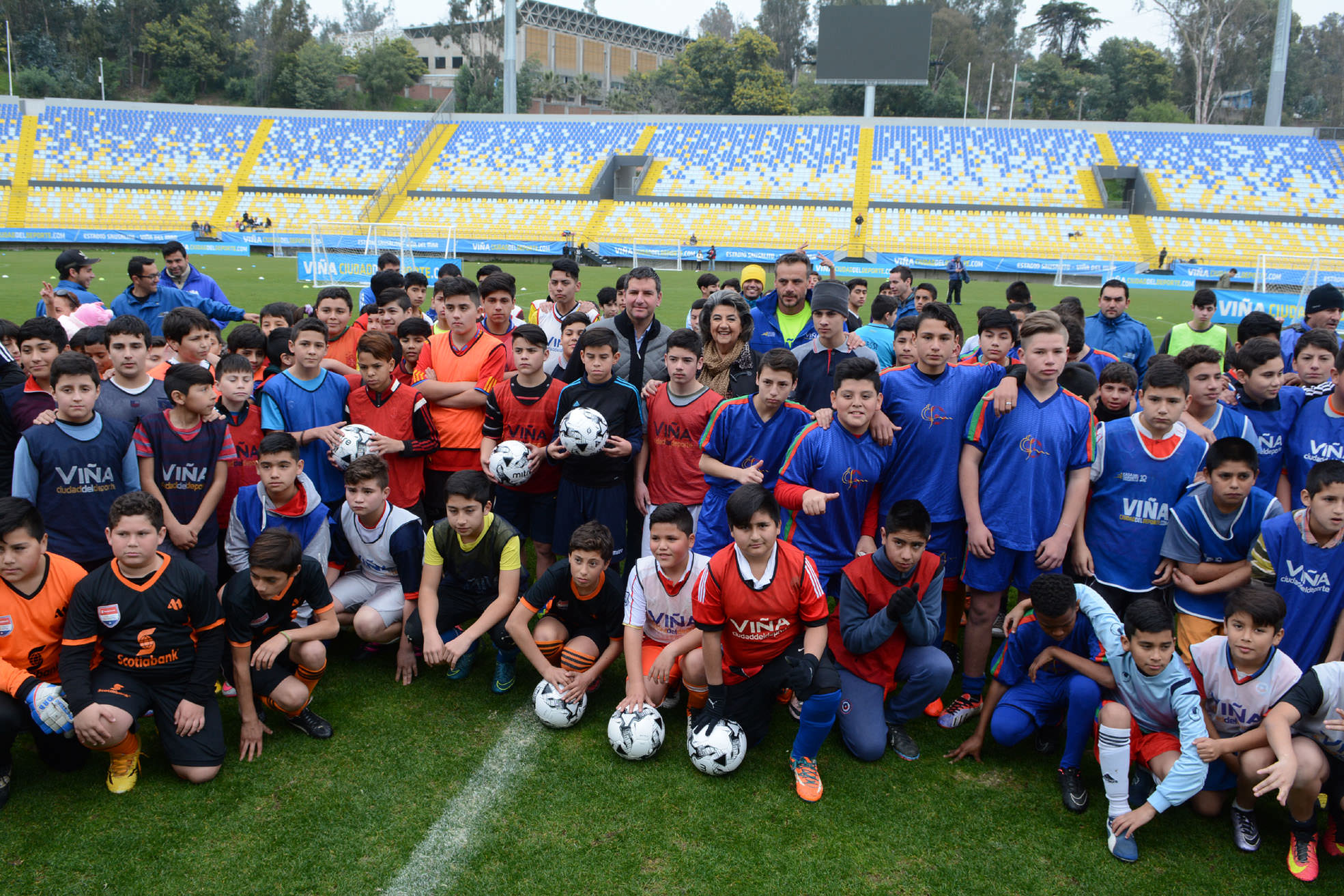 Más de 200 niños amantes del fútbol participaron en  5ª fecha de Encuentros pre deportivos de Viña del Mar