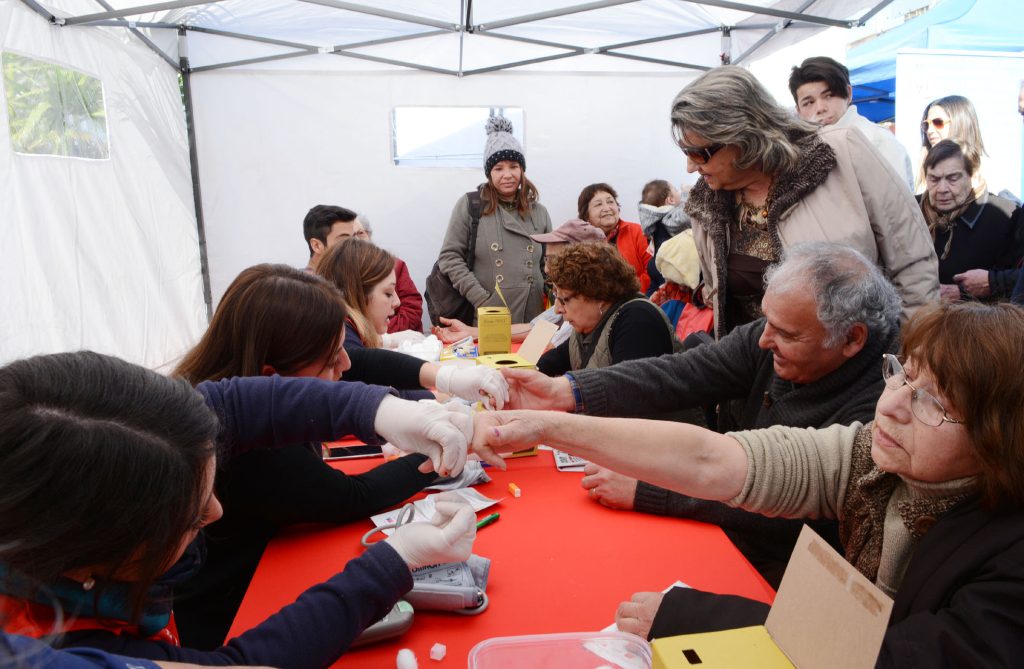 Imagen principal: Municipio de Viña del Mar realizó operativo con exámenes gratuitos para prevenir enfermedades cardiovasculares