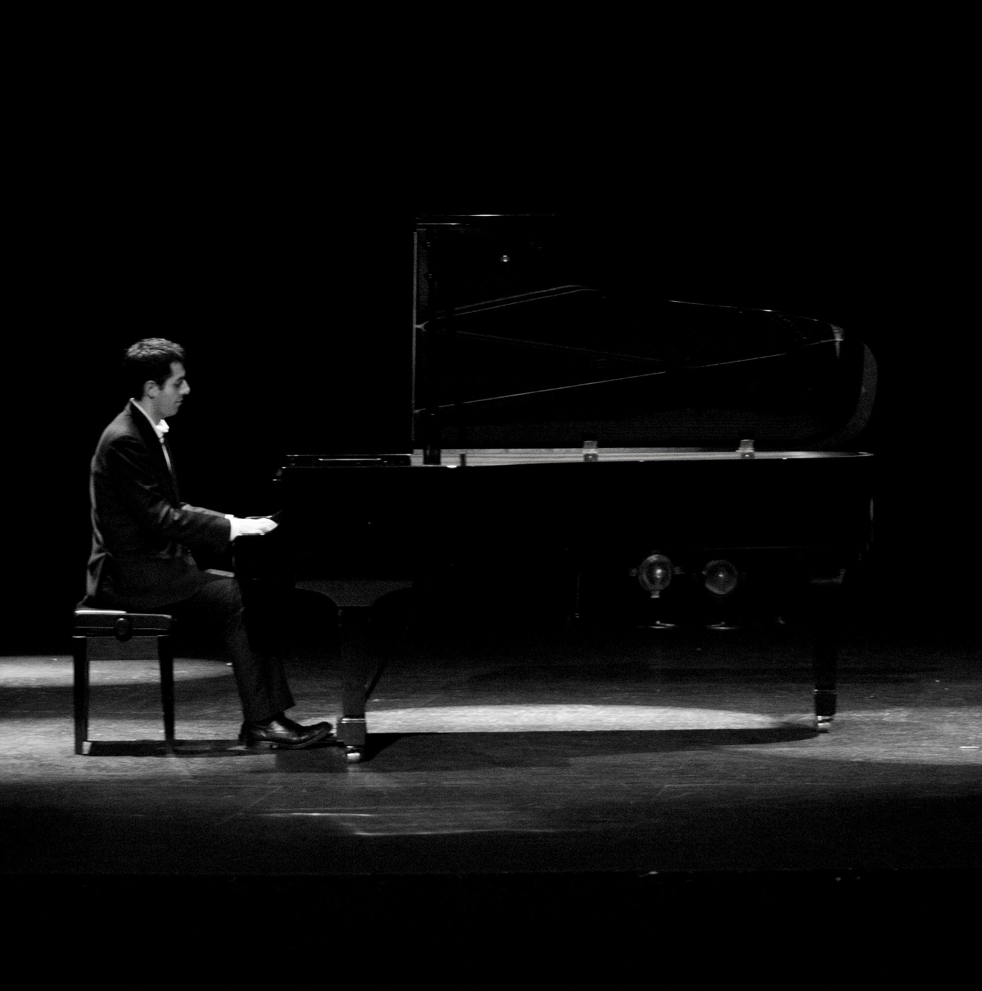 Municipalidad de Viña del Mar invita a concierto “Desde todas las épocas” de pianista Federico Jiménez