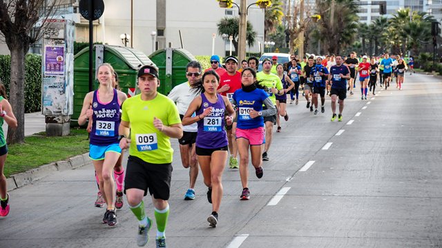 Más de 500 participantes tuvo 4a fecha de  corridas familiares “Corre por tu salud” en  Viña del Mar
