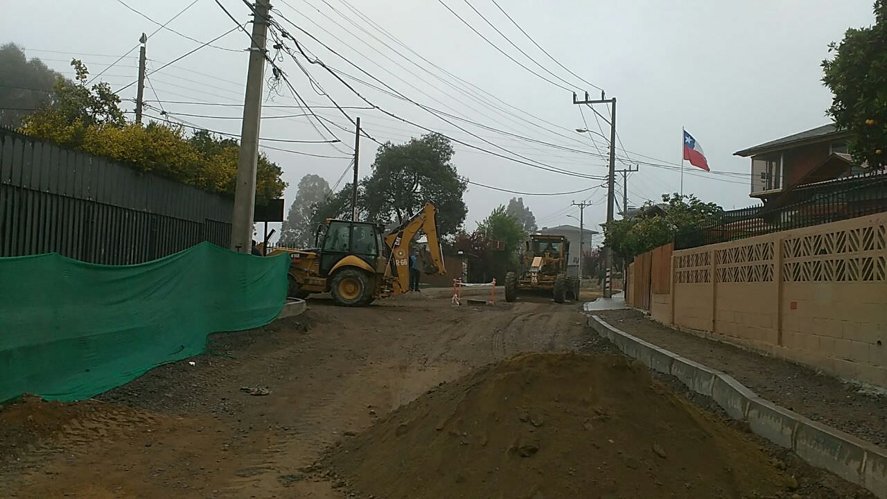 Municipalidad de Viña del Mar realiza trabajos de mitigación para obras inconclusas en vialidad de Gómez Carreño