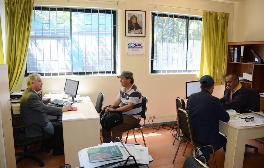 Imagen principal: Oficina Sernac de la Municipalidad de Viña del Mar potencia apoyo a vecinos