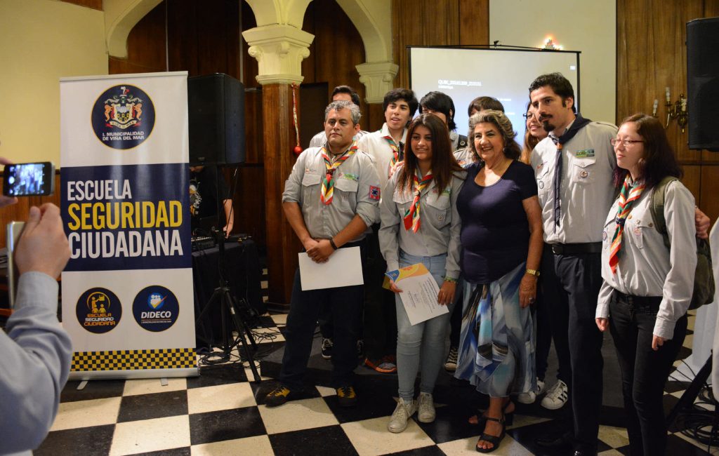 Imagen principal: Municipio de Viña del Mar capacitó a scouts en escuela de Seguridad Ciudadana