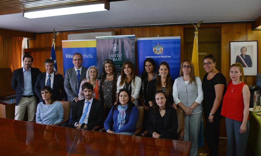 Imagen principal: Municipio de Viña del Mar  y UST firmaron convenio de asistencia judicial
