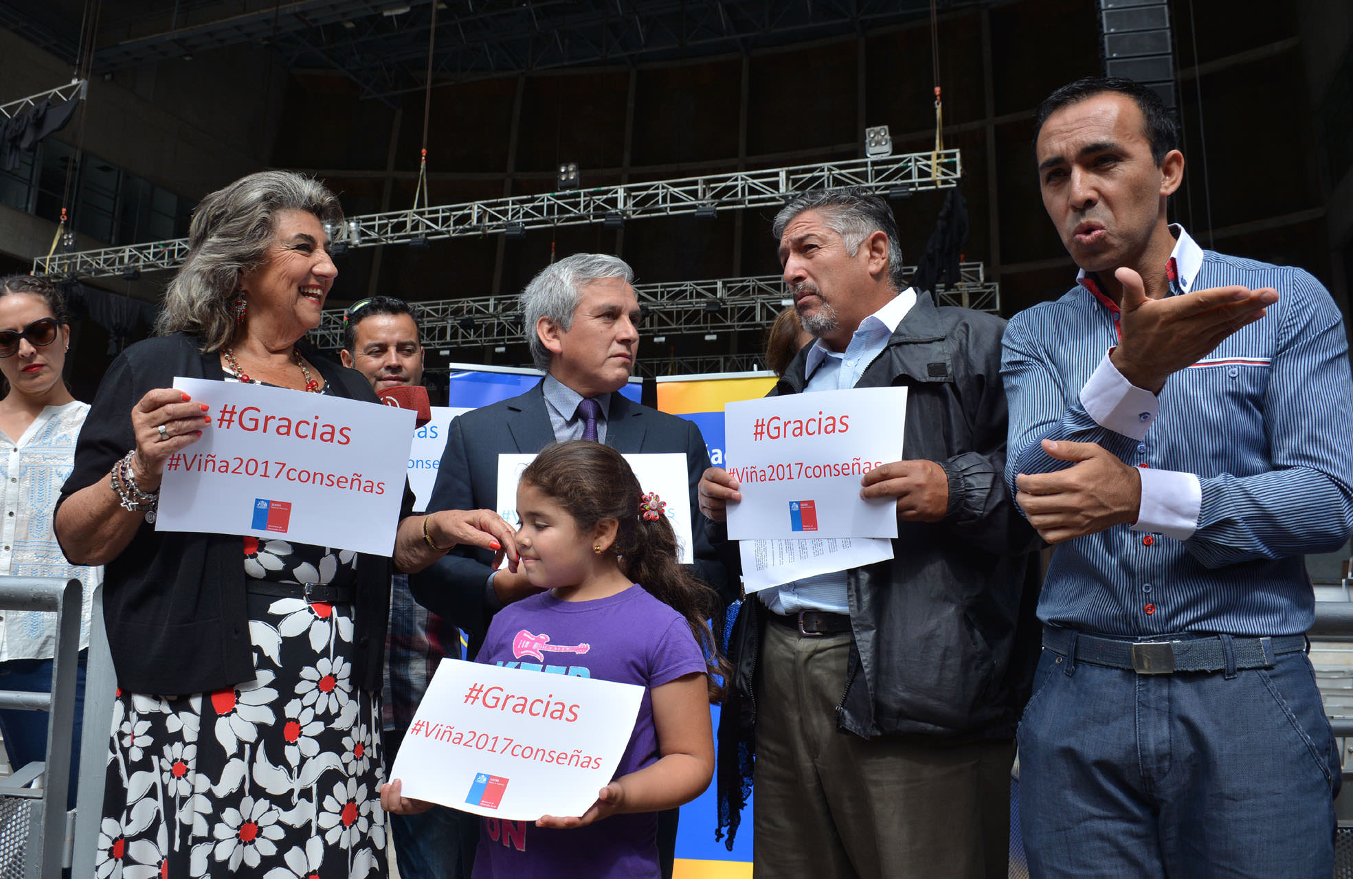 Agradecen a alcaldesa Virginia Reginato por su apoyo de inclusión de lengua de señas  en Festival de Viña