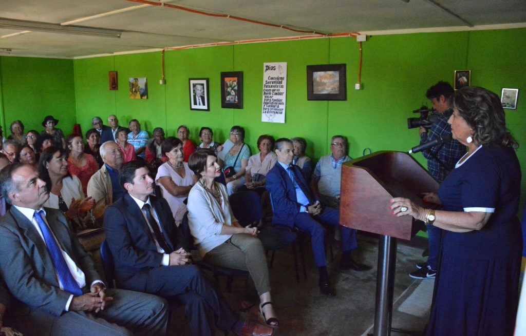 Imagen principal: Comedor abierto para adultos mayores recibió concesión gratuita para continuar labor social en Forestal Alto