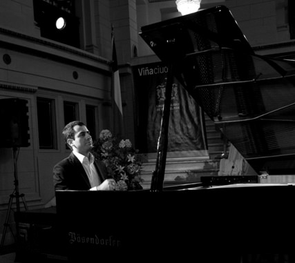 Municipalidad de Viña del Mar invita a Concierto de Federico Jiménez en homenaje a Astor Piazzolla