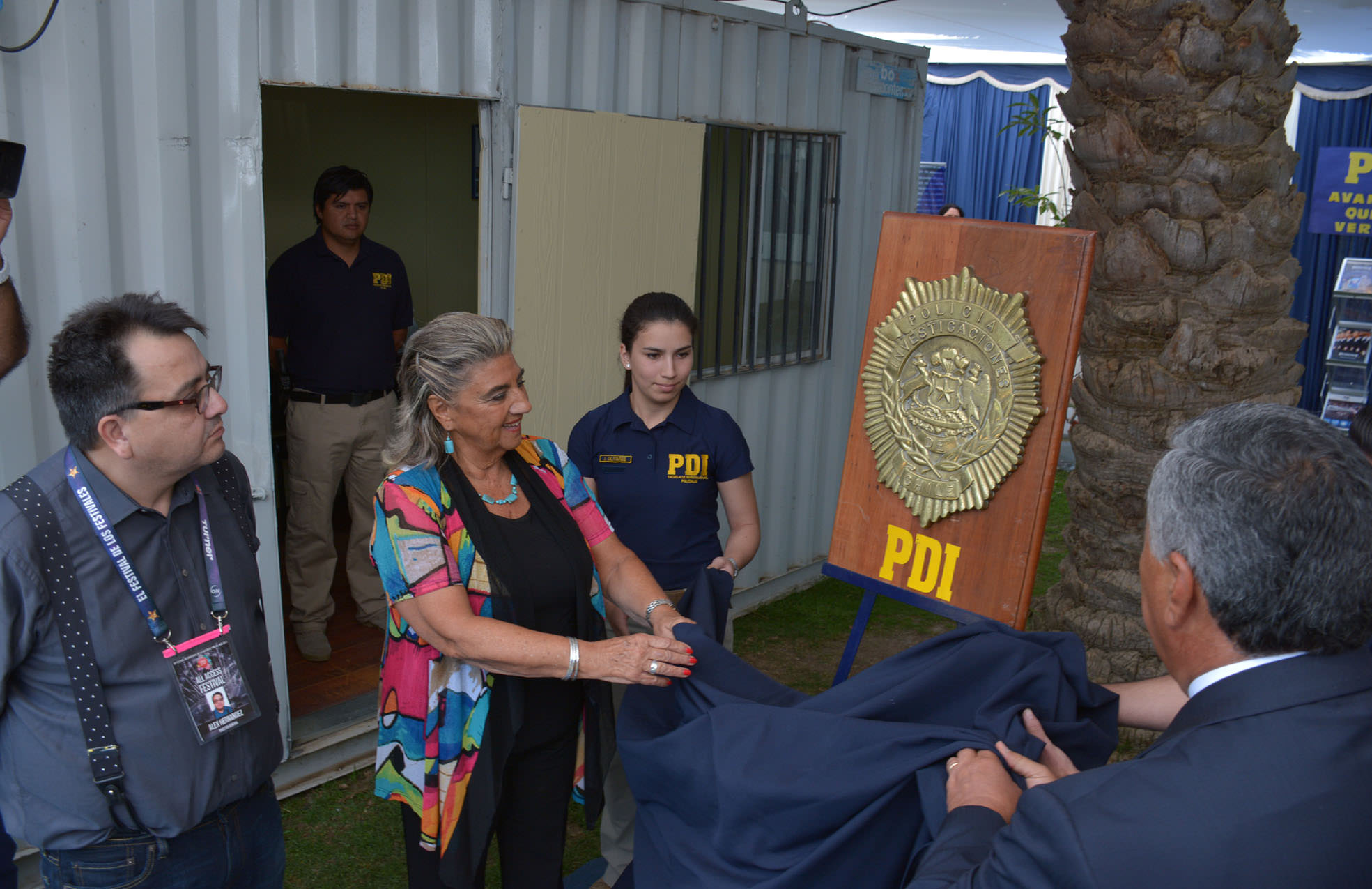 Cuarteles temporales de Carabineros y PDI en la Quinta Vergara fueron inaugurados por alcaldesa Virginia Reginato