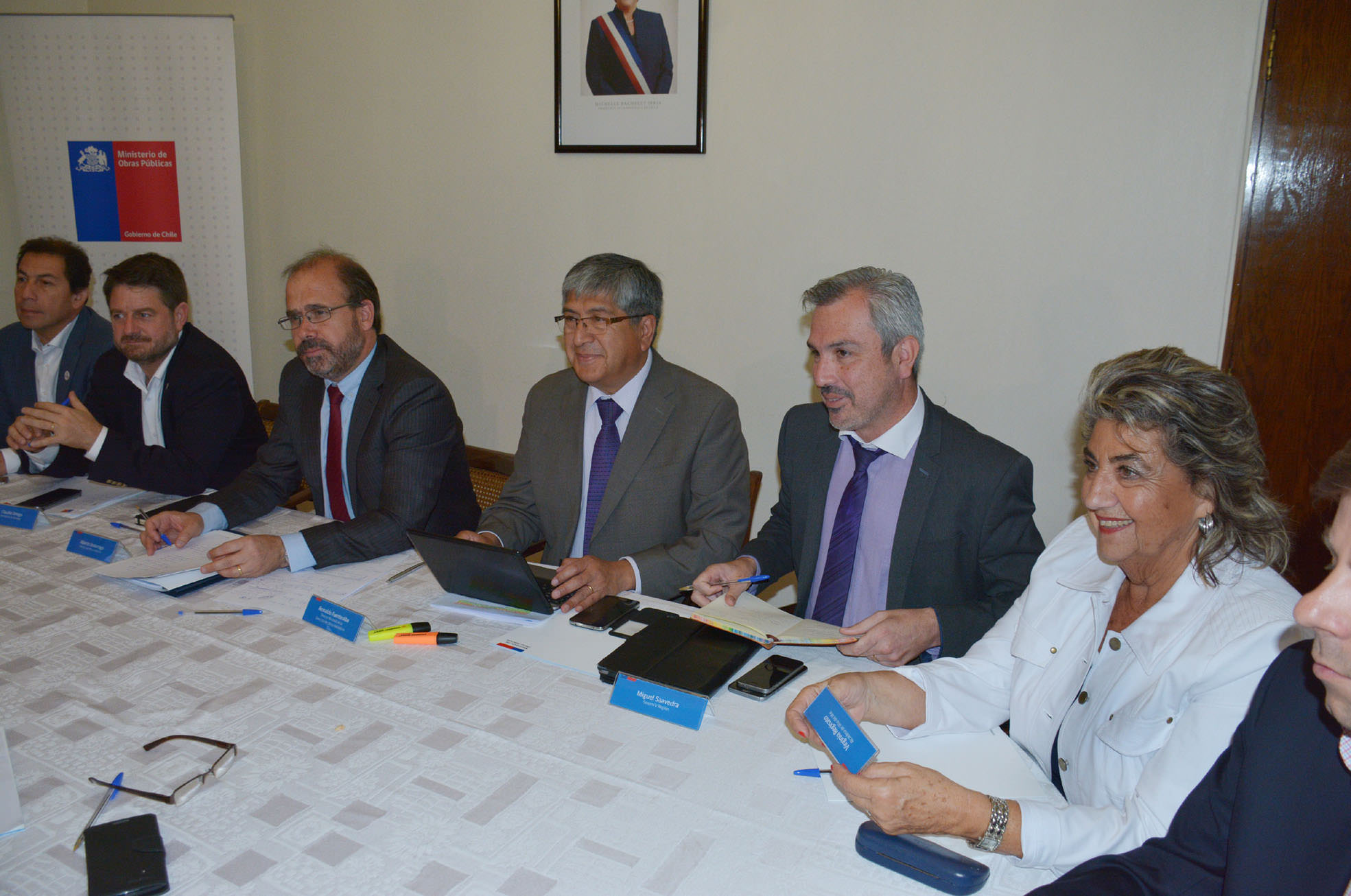 Municipio de Viña del Mar y Ministerio de Obras Públicas coordinarán acciones de limpieza en quebradas de la comuna