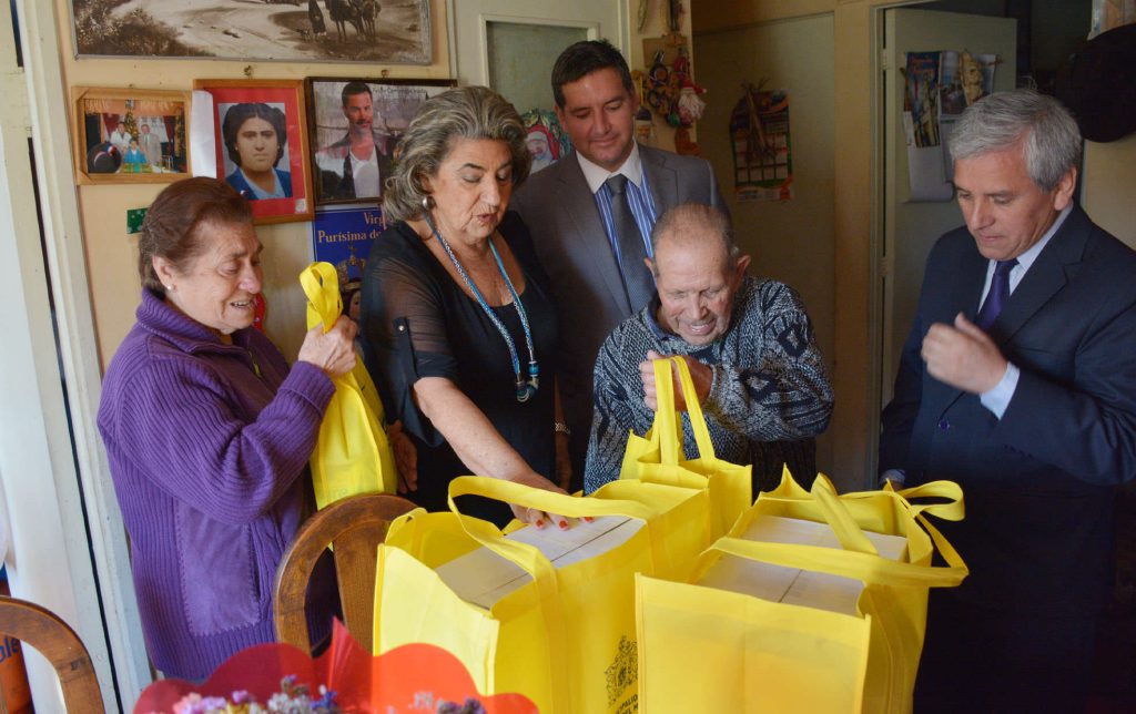 Imagen principal: 178 adultos mayores viñamarinos mejorarán su calidad de vida gracias al programa Vínculos