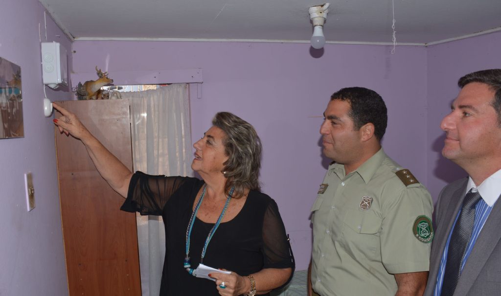 Imagen principal: Con simulacro de “portonazo”, alcaldesa Virginia Reginato comprobó eficacia de sistema de alarmas comunitarias en Chorrillos