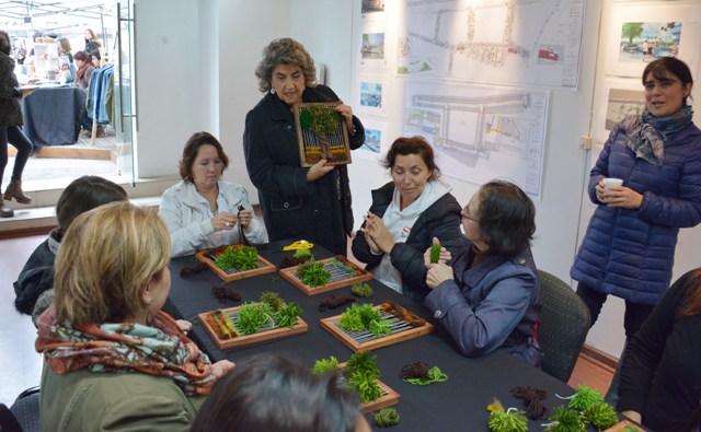 Municipio de Viña del Mar ofrece talleres gratuitos para el mes  de la Mamá