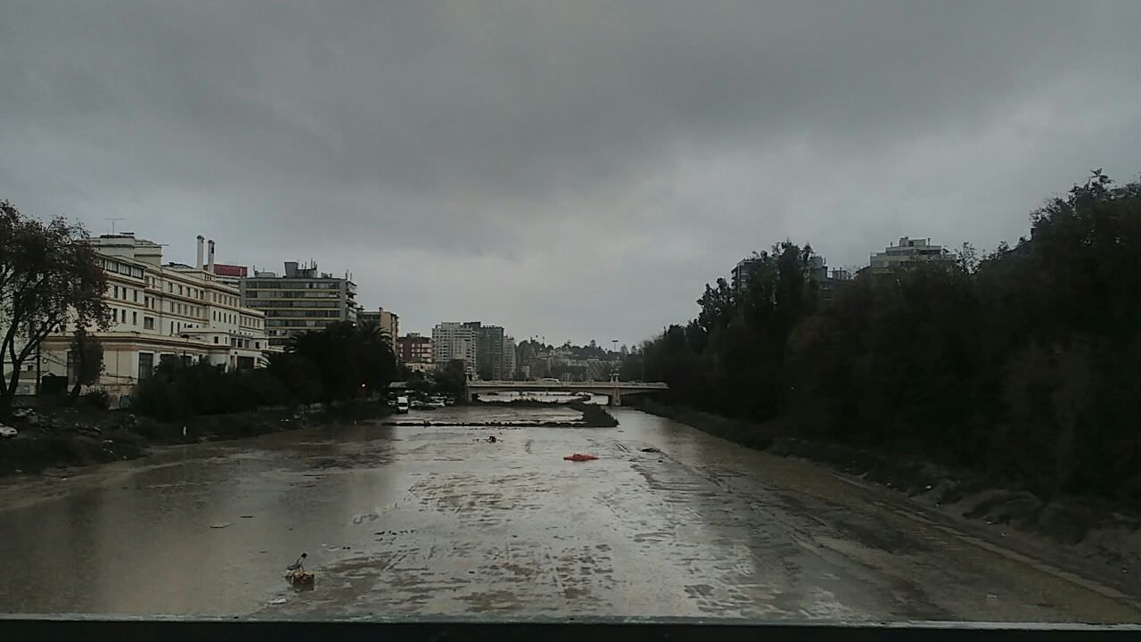 Viña del Mar resiste  de manera adecuada intenso sistema frontal