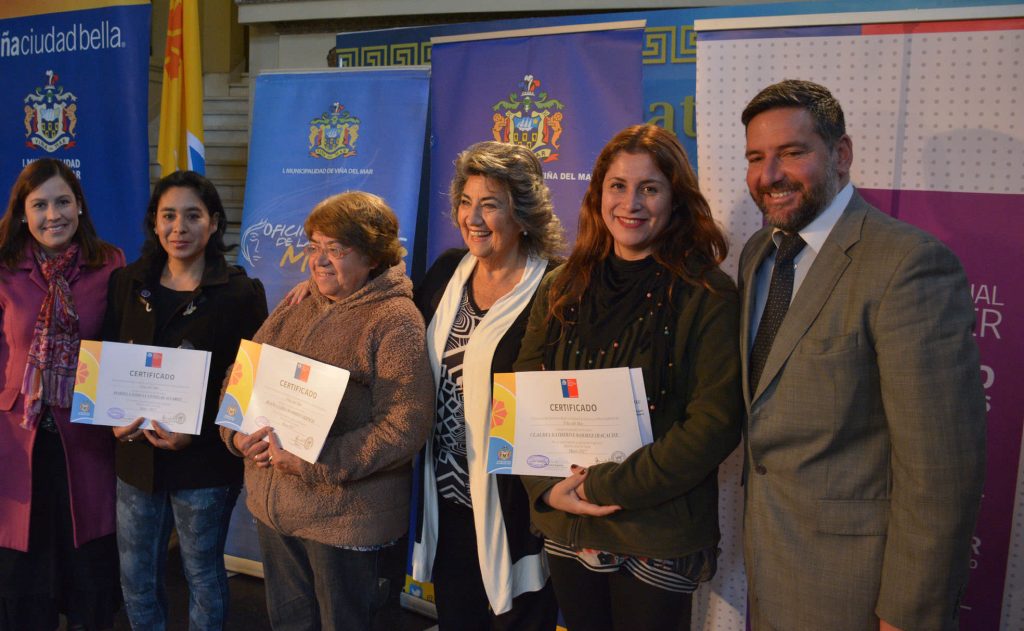 Imagen principal: Programa mujeres jefas de hogar 2017 en Viña del Mar dio inició alcaldesa Virginia Reginato