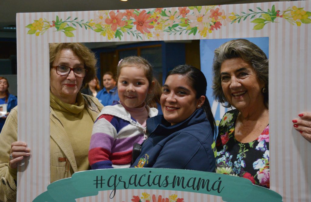 Imagen principal: Invitación a participar en concurso fotográfico para ganar  entradas al Festival 2018 realizó alcaldesa Virginia Reginato