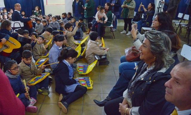 Recreo cultural  permite a alumnos viñamarinos demostrar todo su potencial artístico
