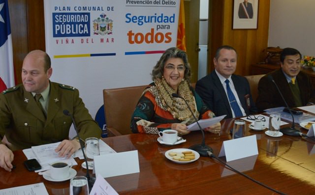 Municipio de Viña del Mar y Gobierno Regional  acuerdan acciones sobre control del comercio ilegal