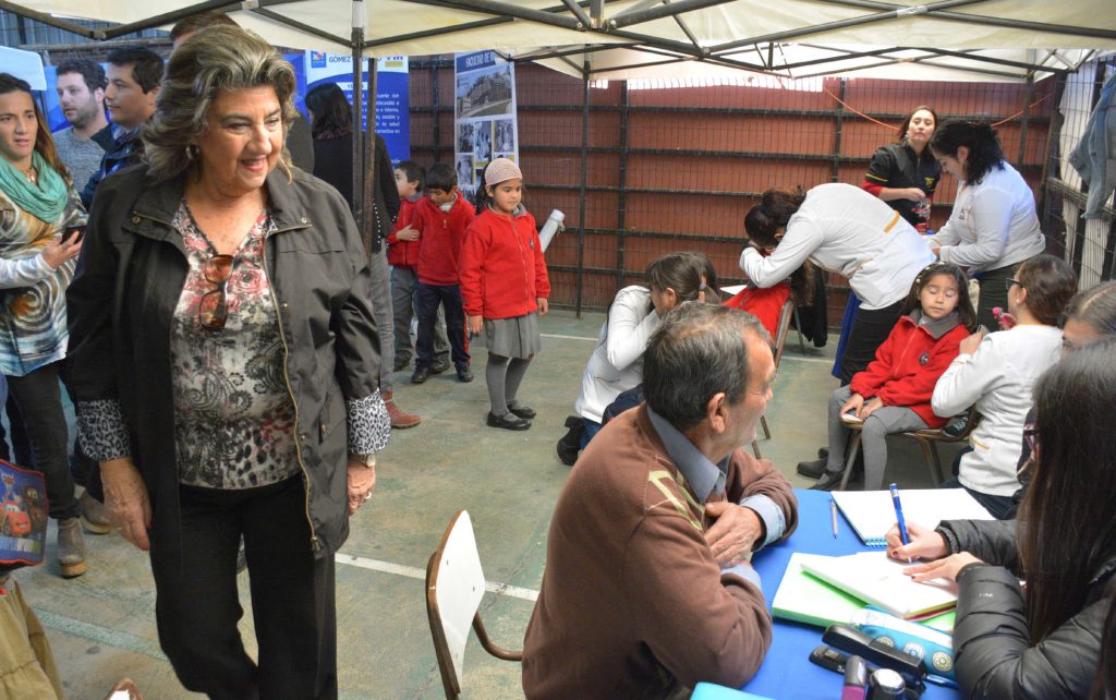 Imagen principal: Municipalidad de Viña del Mar realizó operativo de Salud integral  que benefició a vecinos de Reñaca