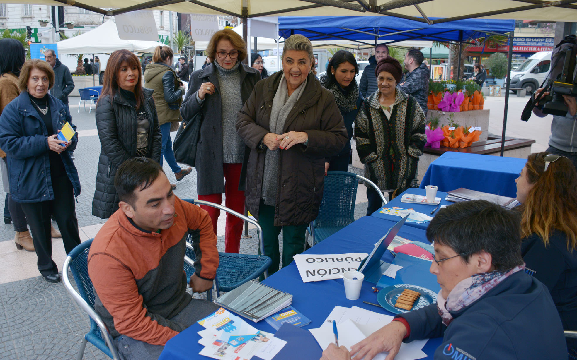 Atenciones en terreno a viñamarinos de Oficina de Intermediación Laboral (OMIL) informó alcaldesa Virginia Reginato