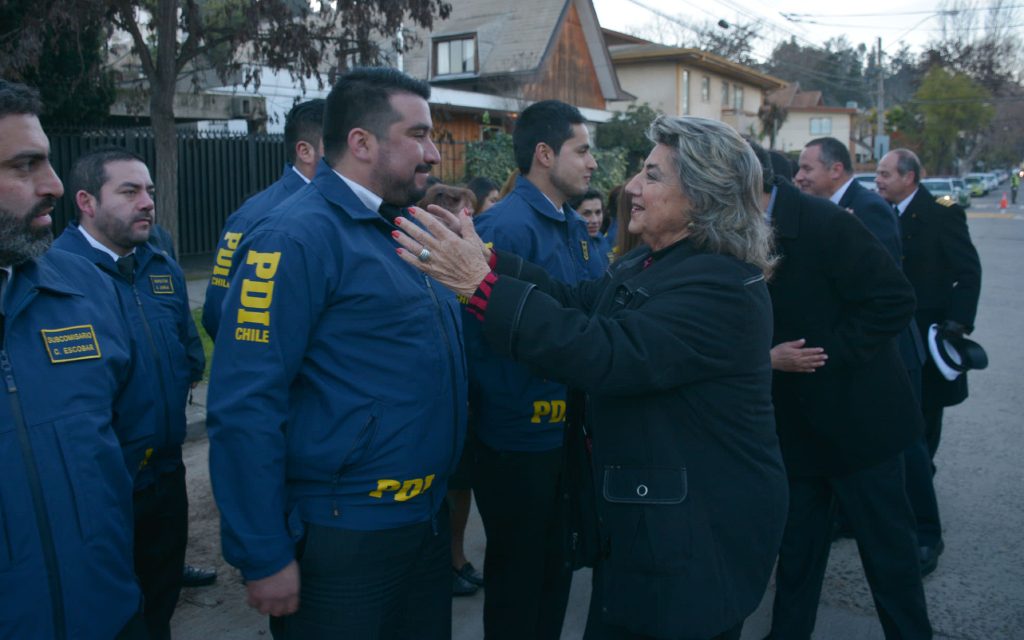 Imagen principal: En nuevo aniversario de la PDI, alcaldesa Virginia Reginato destacó su apoyo a la ciudad