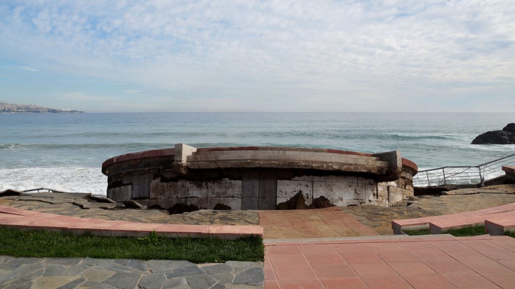 Imagen principal: Municipio  de Viña del Mar analiza opciones para recuperar escenario de  playa del Deporte