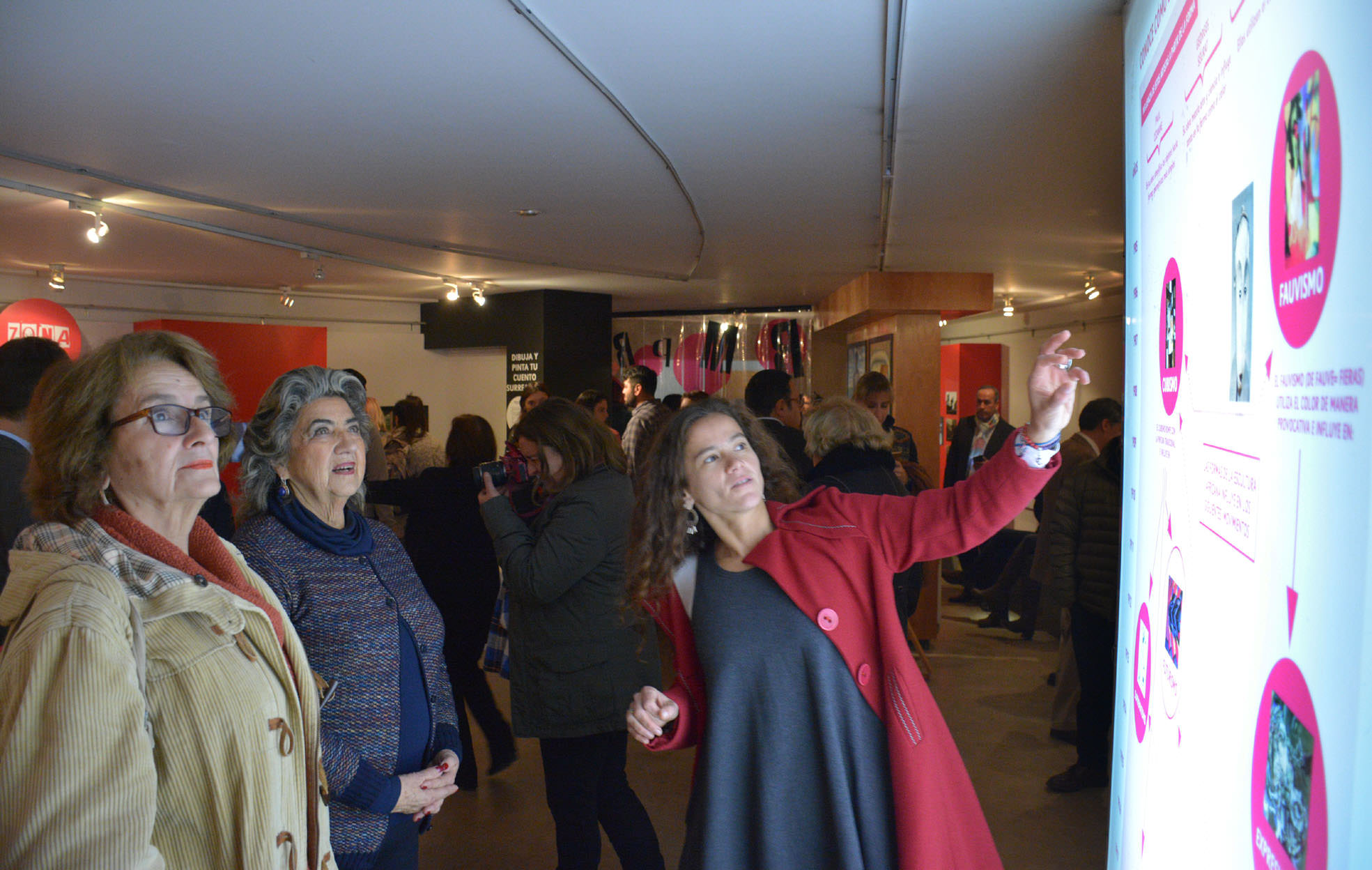 En inauguración de exposición educativa,  alcaldesa Virginia Reginato invitó a disfrutar de  vacaciones de invierno  en Museo Artequin