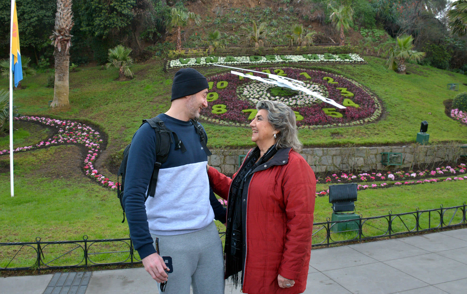 Emblemático Reloj de flores de Viña del Mar vuelve a reencantar a los turistas
