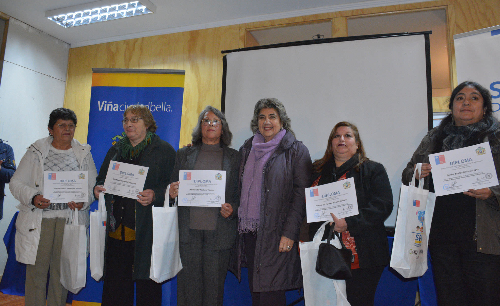 Municipio de Viña del Mar constituye grupos barriales para acciones preventivas contra el alcohol y drogas