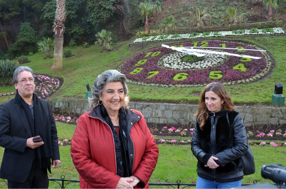 Recuperación Reloj de Flores