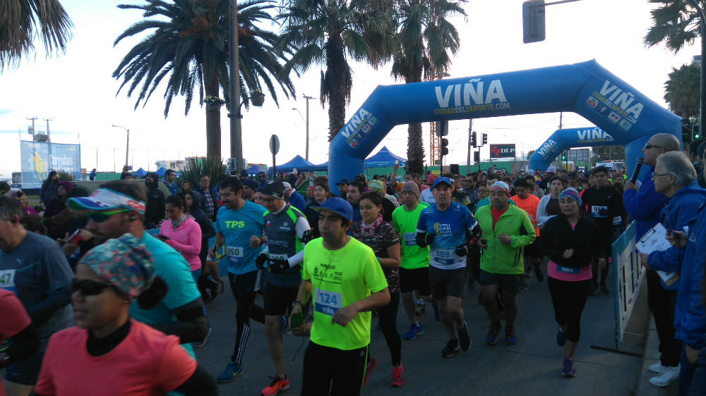 Amantes del running  combatieron el frío participando en 3ª Corrida Familiar de la Municipalidad de Viña del Mar