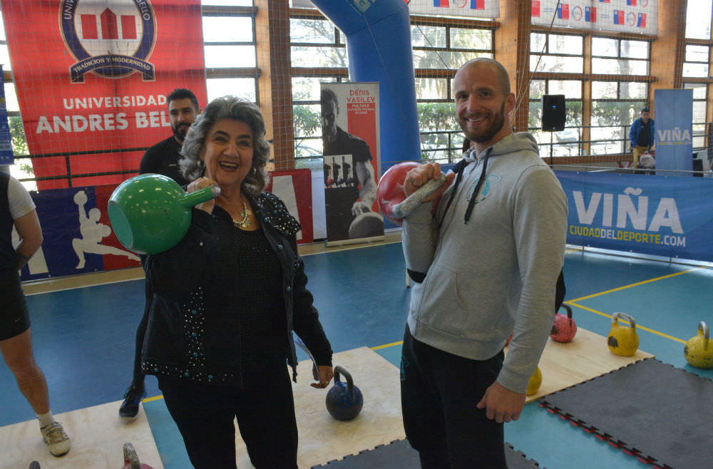 Viña del Mar es sede de campeonato Latinoamericano de pesa rusa