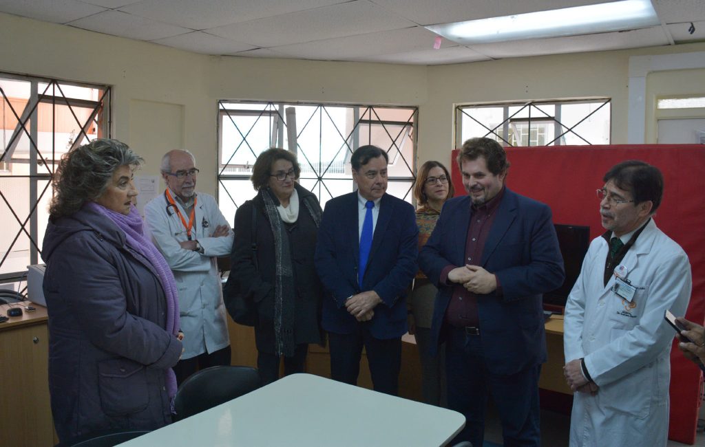 Imagen principal: Alianza municipal con hospital Fricke para agilizar atención de pacientes, destacó alcaldesa Virginia Reginato