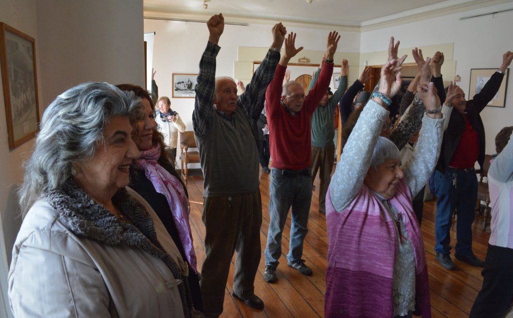 Imagen principal: Municipalidad de Viña del Mar pone el arte en acción con talleres artísticos gratuitos para la comunidad