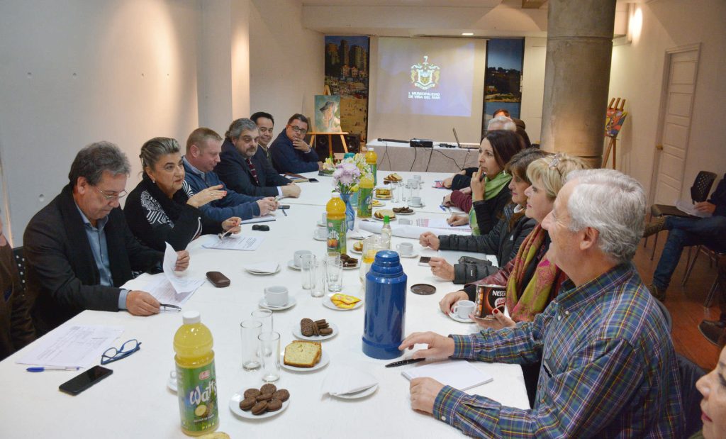 Imagen principal: Municipio de Viña del Mar fortalece coordinación con los vecinos de  Reñaca