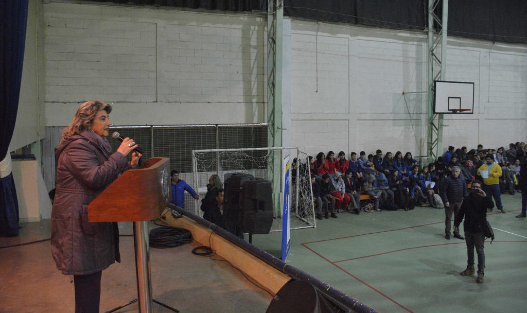 Imagen principal: Estudiantes  se lucieron en 1ª muestra de talleres interescolar de la Casa de las Artes de Viña del Mar