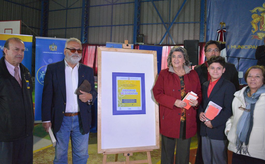 Imagen principal: Municipio de Viña del Mar fomenta comunicación entre jóvenes y adultos mayores, con “Historias de juventud”