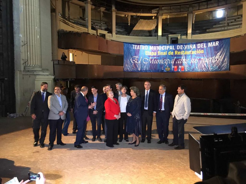 Imagen principal: Se iniciaron obras de restauración definitiva del Teatro Municipal de Viña del Mar