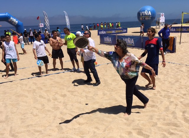 Alcaldesa Virginia Reginato invita hacer deportes para todos en Viña