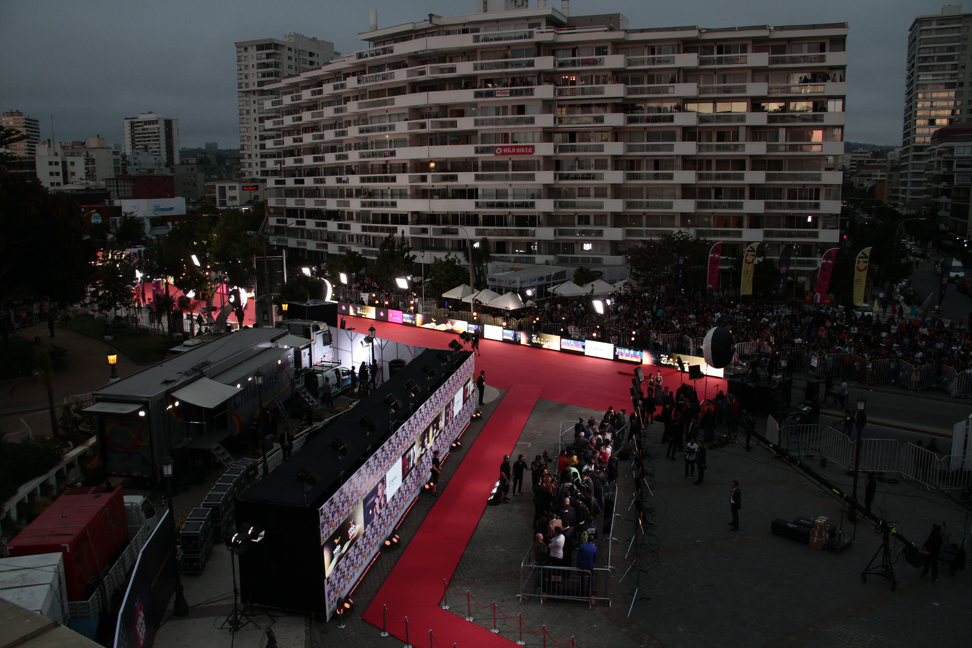 Tradicional Gala inauguró la versión 59 del Festival Internacional de la Canción de Viña del Mar