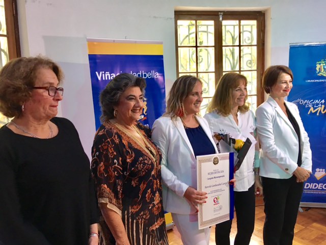 Municipio de Viña del Mar reconoció el aporte de mujeres destacadas en su día